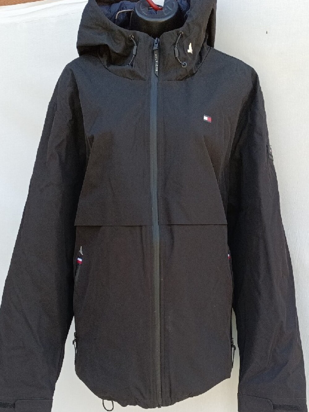 Tommy Hilfiger Hooded Performance Outdoor Jacket In Black -Aftermarket Graphics